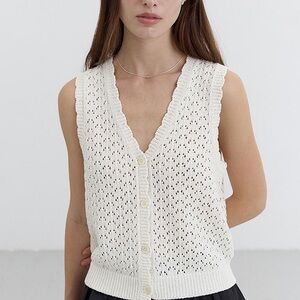 Dunst Crochet Vest